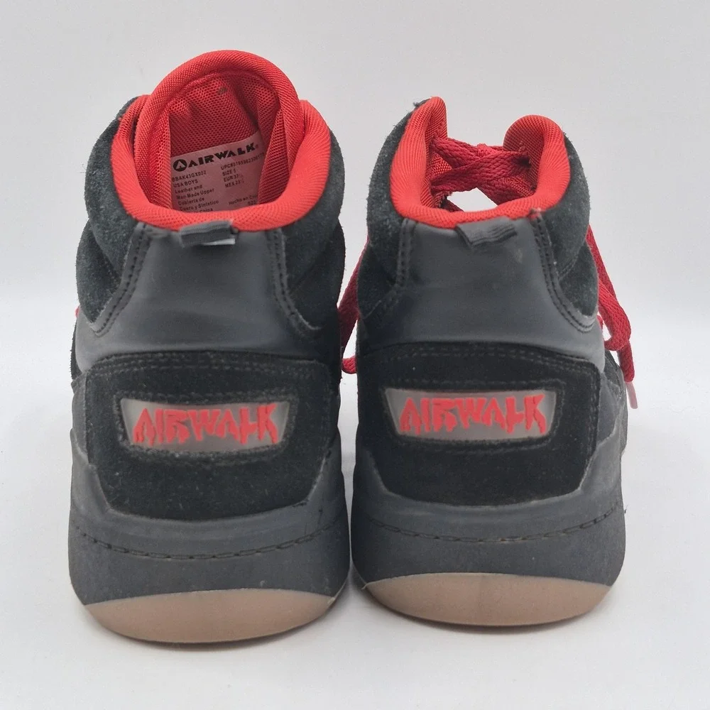 Airwalk Shoes Youth Boys Size 5 Black‎ Red Skate High Top Sneakers BBAK43GX002